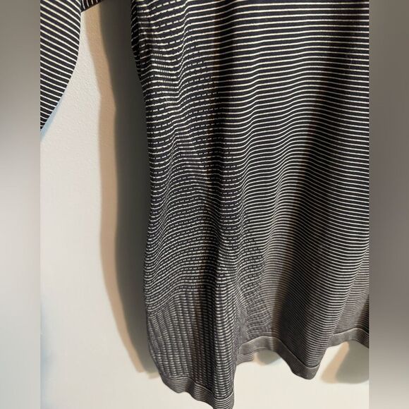 Athleta Momentum Seamless Top - Picture 8 of 12